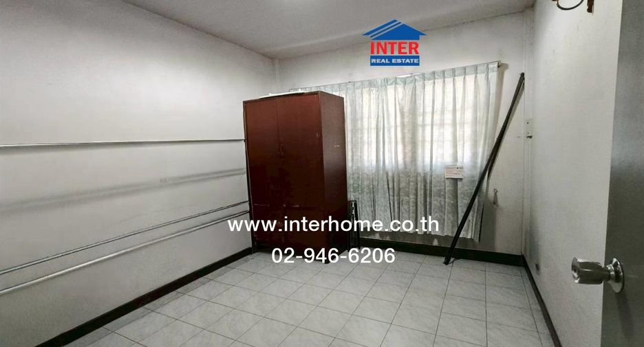 Casa en venta de 4 habitaciones en Mueang Nonthaburi, Nonthaburi