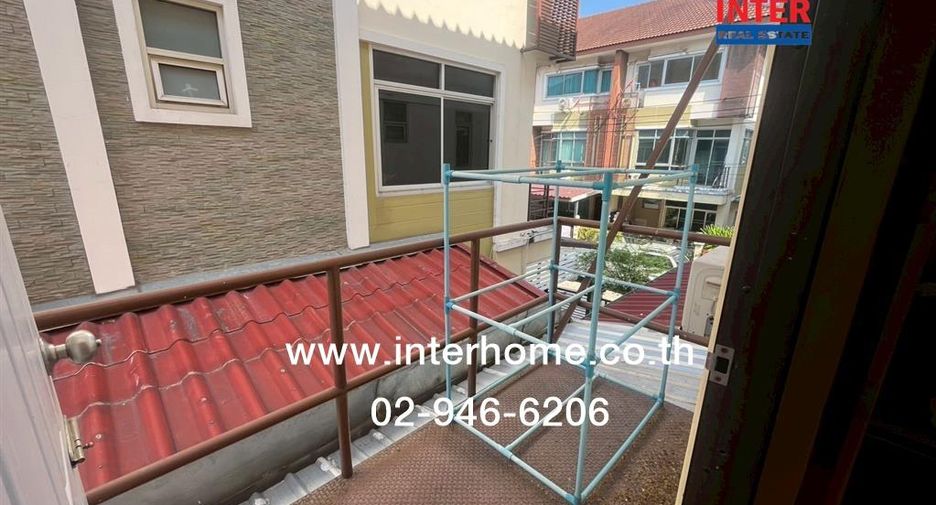 For rent and for sale 2 bedrooms townhouse in Bang Khen, Bangkok