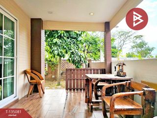 Casa adosada en venta de 4 habitaciones en Mueang Samut Sakhon, Samut Sakhon