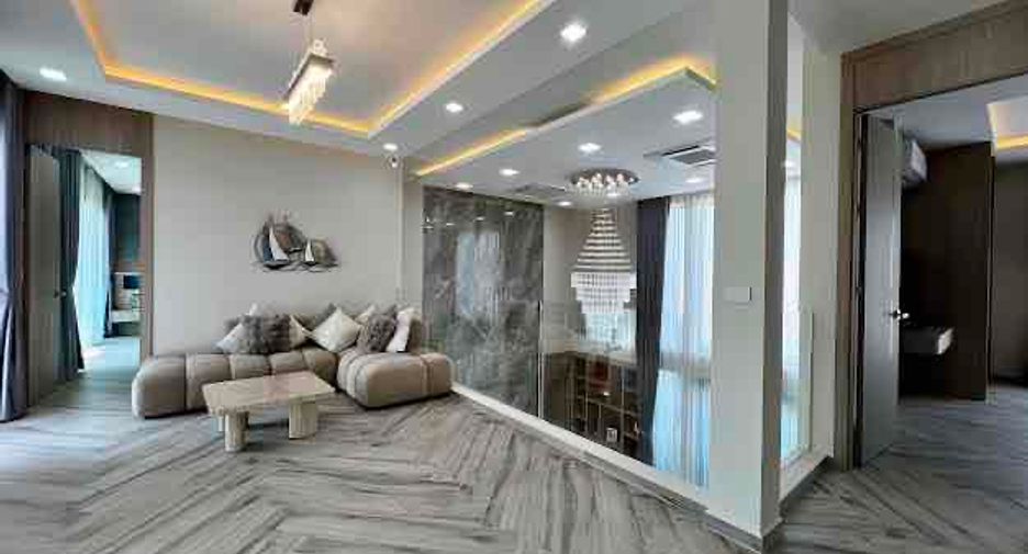 For sale 5 bedrooms villa in Bang Lamung, Chonburi