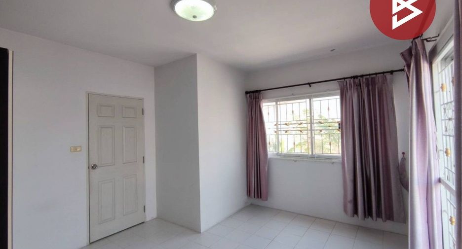 For sale 2 bedrooms townhouse in Phan Thong, Chonburi
