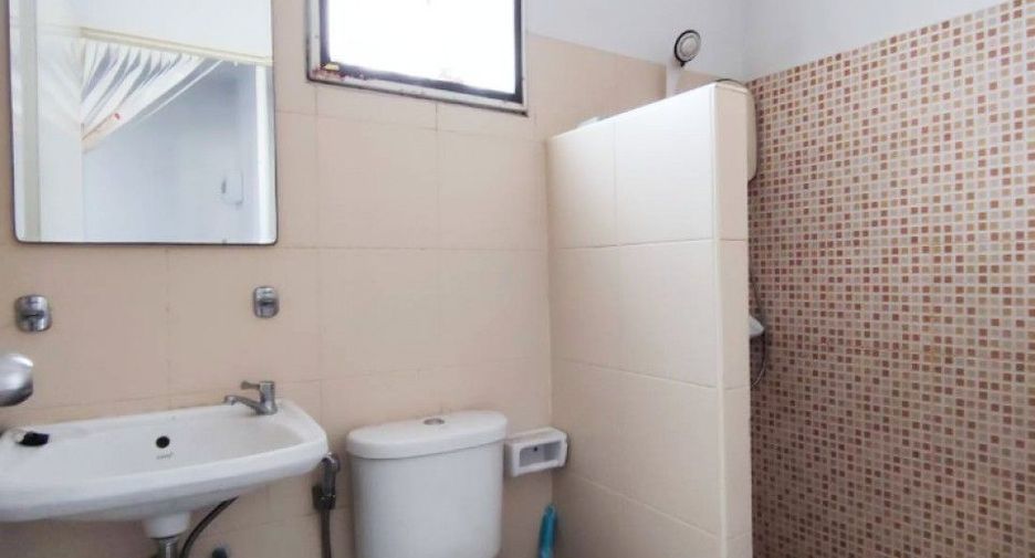 For sale 2 bedrooms townhouse in Phan Thong, Chonburi