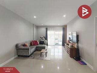 For sale 3 bedrooms townhouse in Nong Khaem, Bangkok