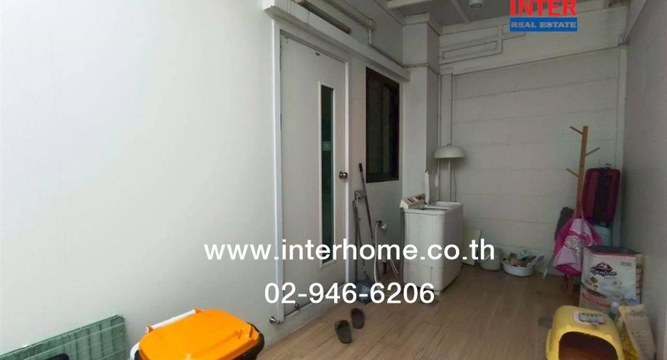 For sale 2 bedrooms townhouse in Lam Luk Ka, Pathum Thani
