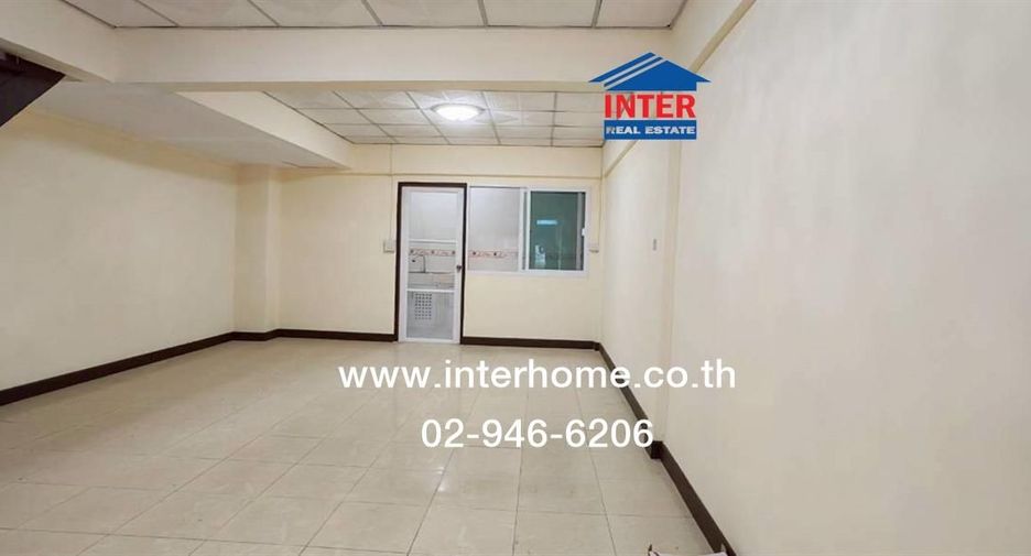 For sale 2 bedrooms townhouse in Pak Kret, Nonthaburi