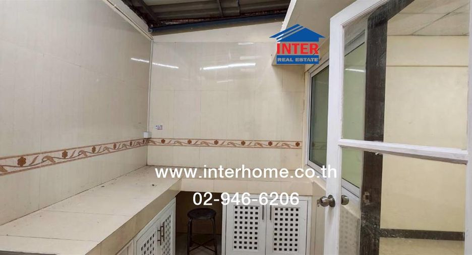 For sale 2 bedrooms townhouse in Pak Kret, Nonthaburi