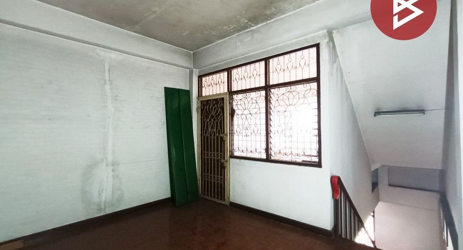 For sale 3 bedrooms retail Space in Bang Lamung, Chonburi