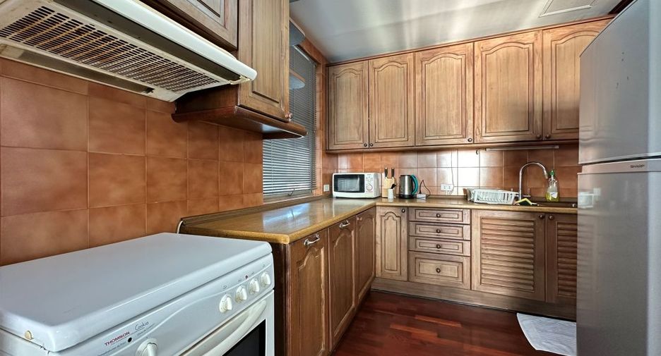For rent 2 bedrooms condo in Bang Lamung, Chonburi
