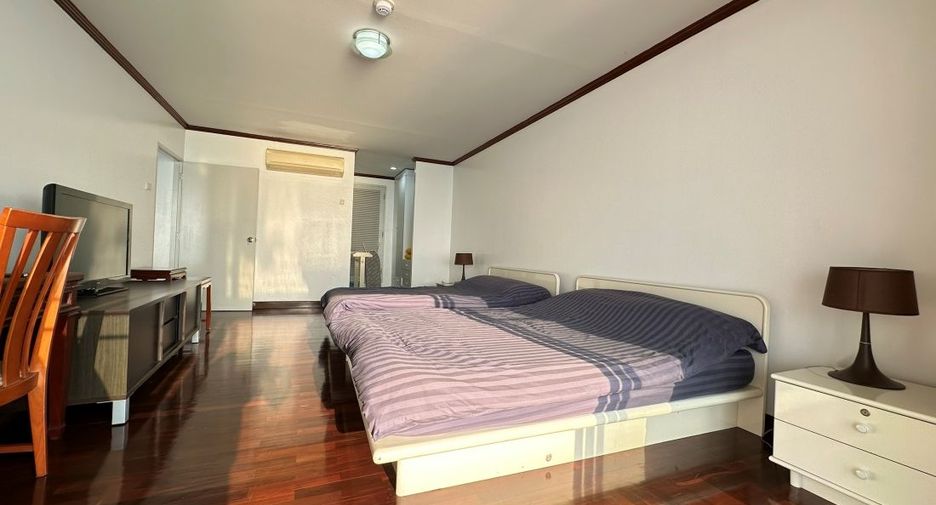 For rent 2 bedrooms condo in Bang Lamung, Chonburi