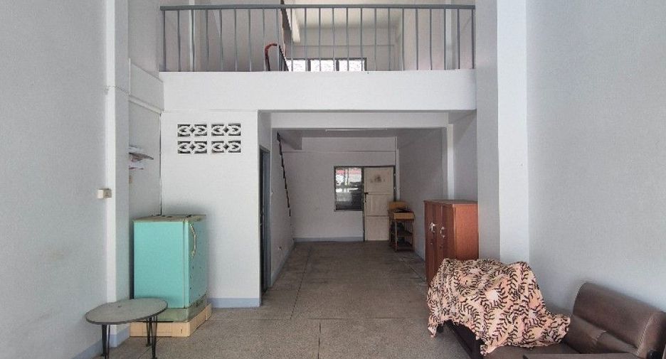 Продажа 2 спальни торговое помещение в Mueang Chon Buri, Чонбури