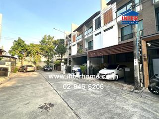 For sale 3 bedrooms townhouse in Lat Phrao, Bangkok
