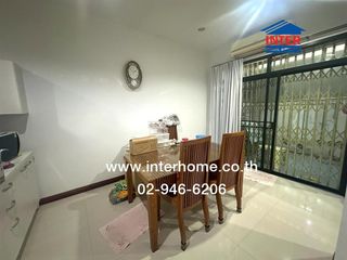 For sale 3 bedrooms townhouse in Lat Phrao, Bangkok