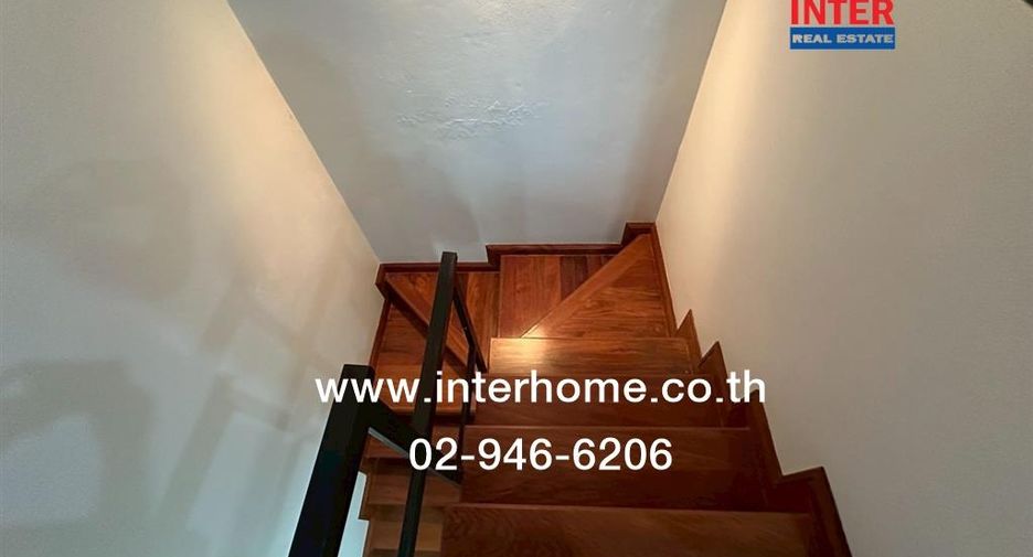 For sale 3 bedrooms townhouse in Lat Phrao, Bangkok