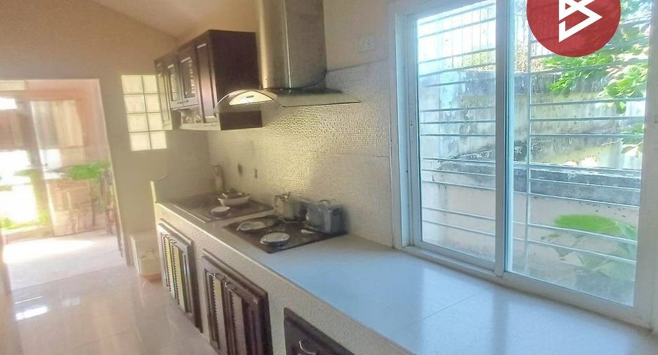 For sale 3 bedrooms house in Mueang Rayong, Rayong
