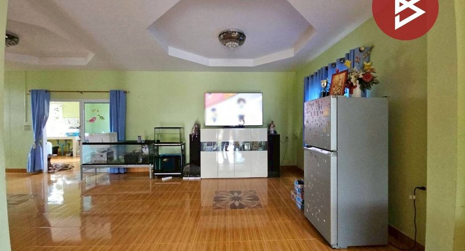 Casa en venta de 6 habitaciones en Mueang Chon Buri, Chonburi