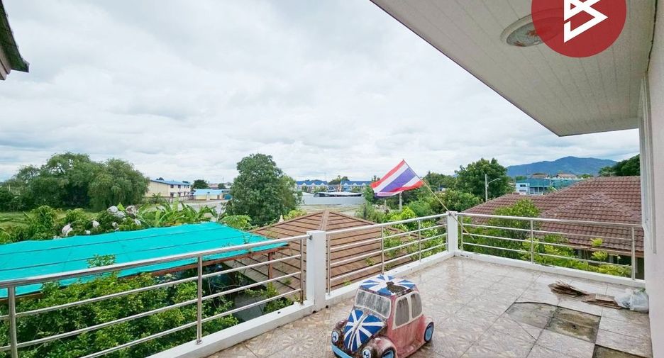 Casa en venta de 6 habitaciones en Mueang Chon Buri, Chonburi