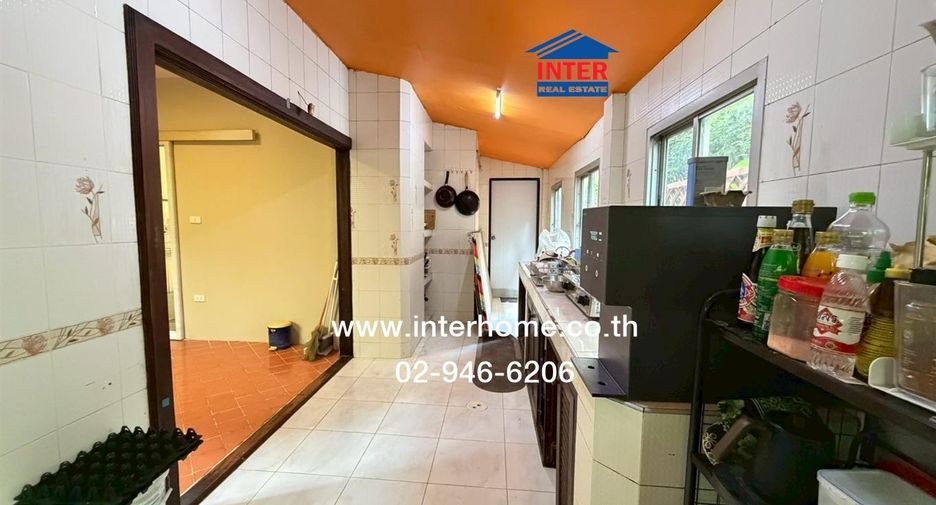 For sale 4 bedrooms house in Lam Luk Ka, Pathum Thani