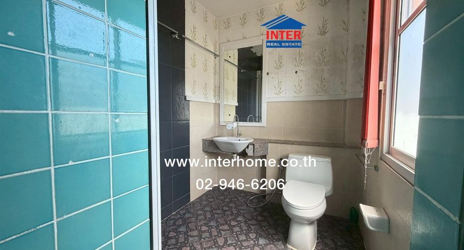 For sale 4 bedrooms house in Lam Luk Ka, Pathum Thani