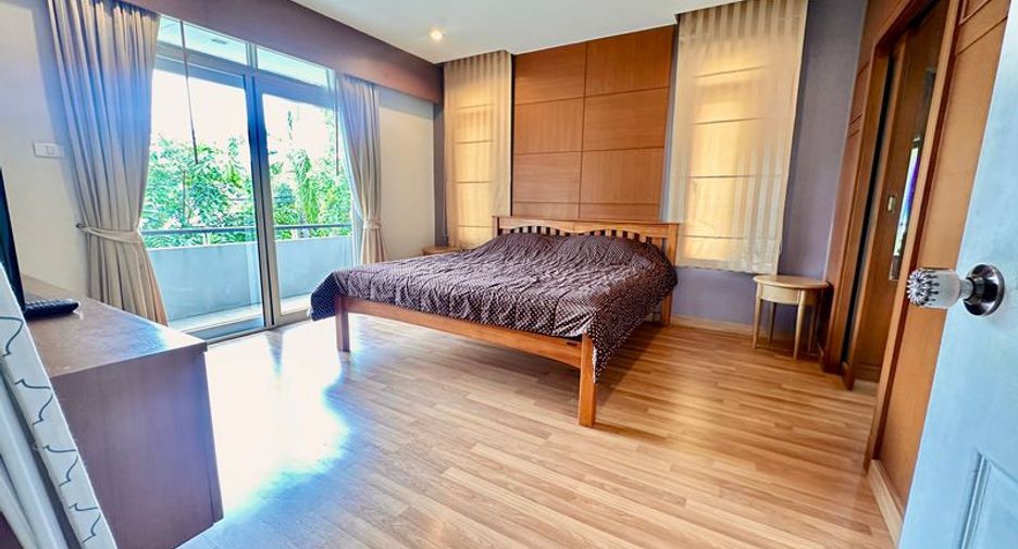 For rent 3 bedrooms house in Si Racha, Chonburi