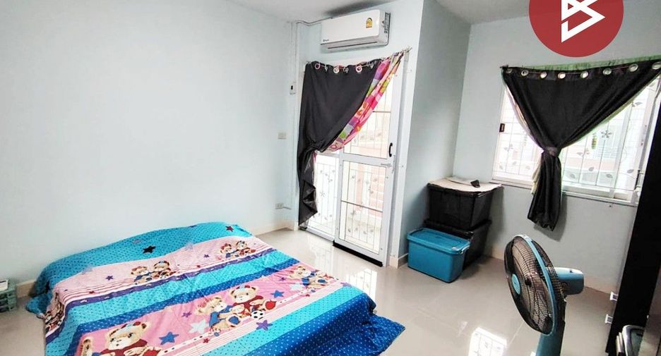 Casa adosada en venta de 2 habitaciones en Bang Sao Thong, Samut Prakan