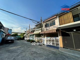 For sale 2 bedrooms townhouse in Sai Mai, Bangkok