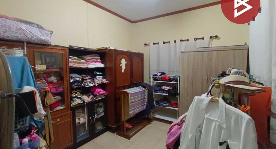 For sale 4 bedrooms house in Mueang Trat, Trat