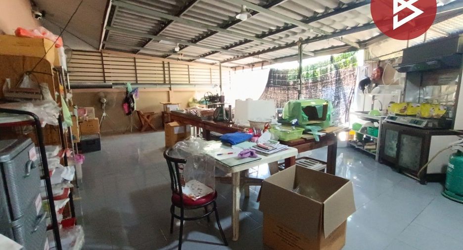 For sale 4 bedrooms house in Mueang Trat, Trat