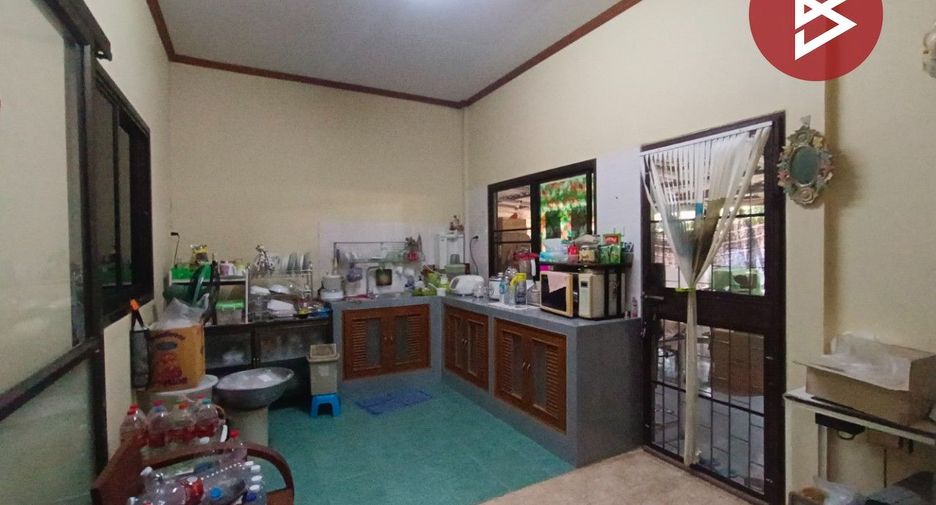 For sale 4 bedrooms house in Mueang Trat, Trat