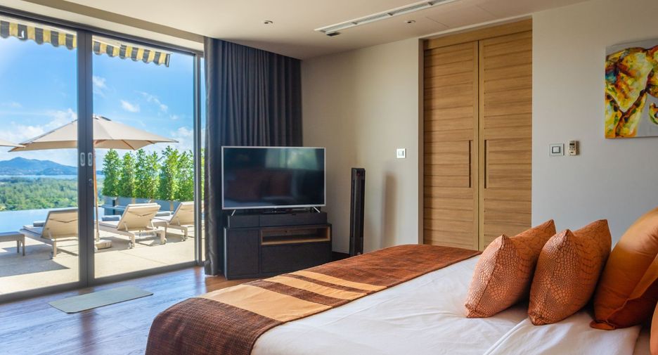 For sale 7 bedrooms villa in Thalang, Phuket