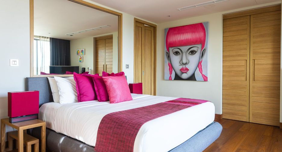 For sale 7 bedrooms villa in Thalang, Phuket