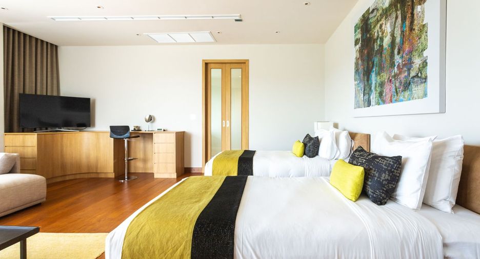 For sale 7 bedrooms villa in Thalang, Phuket