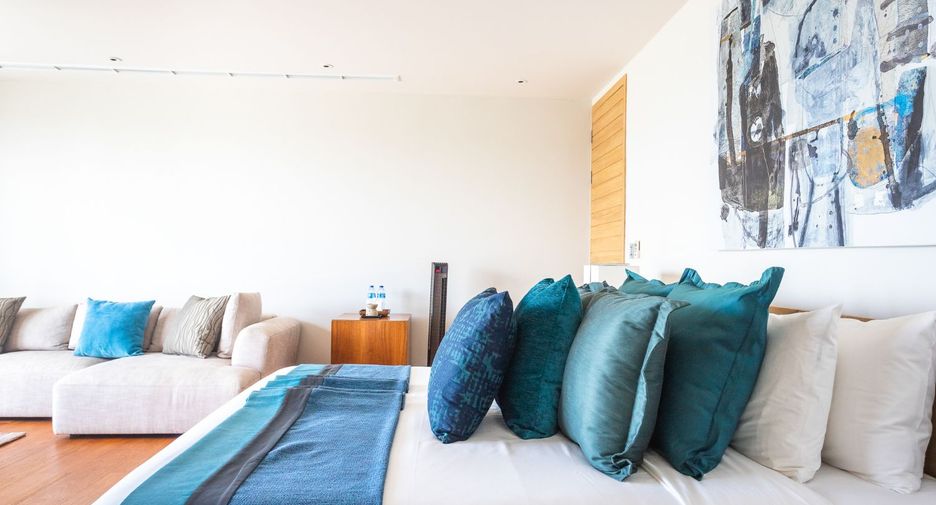 For sale 7 bedrooms villa in Thalang, Phuket