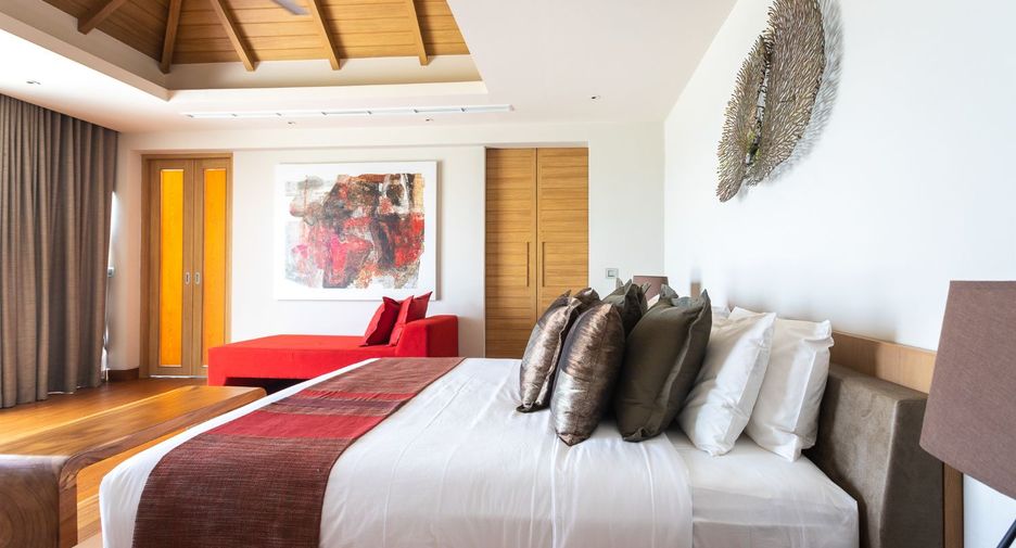For sale 7 bedrooms villa in Thalang, Phuket