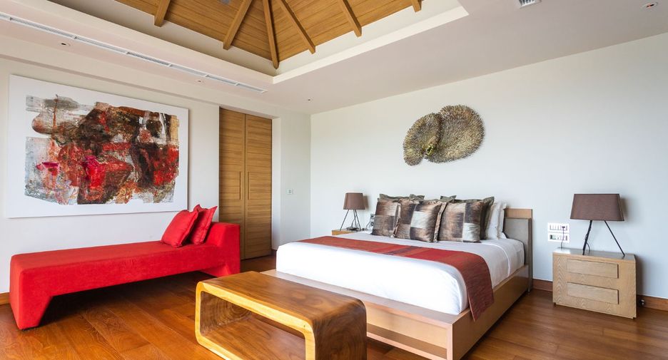 For sale 7 bedrooms villa in Thalang, Phuket