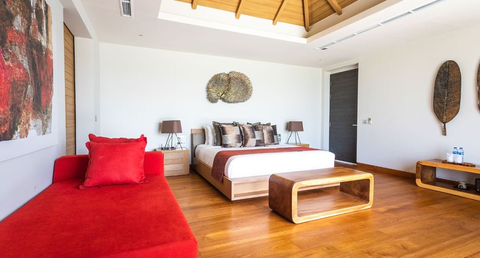 For sale 7 bedrooms villa in Thalang, Phuket