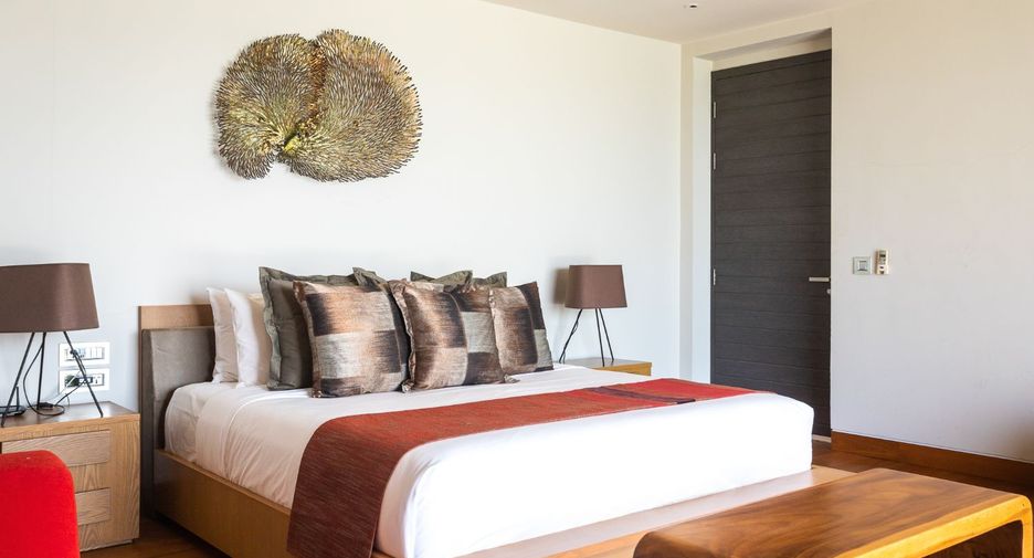 For sale 7 bedrooms villa in Thalang, Phuket