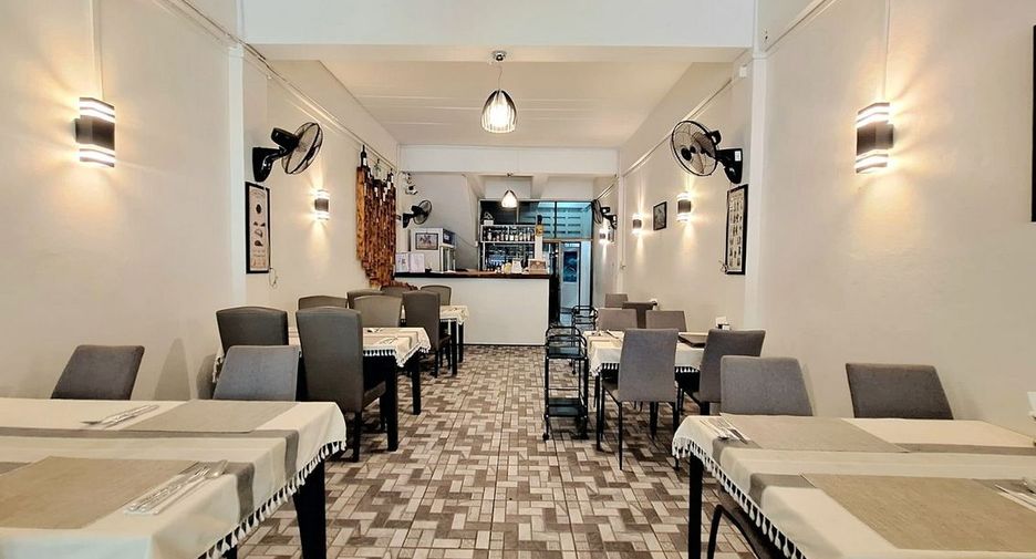 Local comercial en venta de 2 habitaciones en Mueang Khon Kaen, Khon Kaen