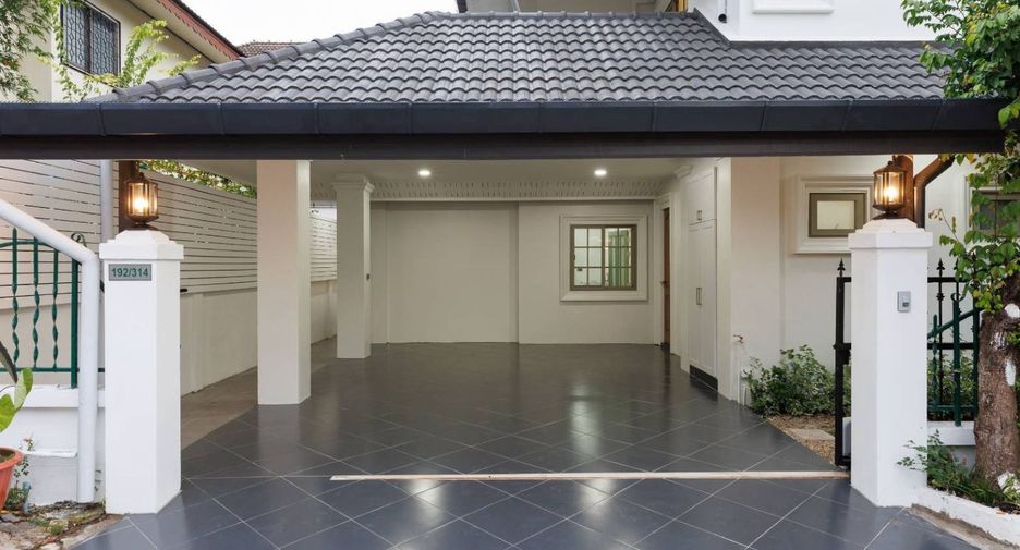 For sale studio house in Mueang Chiang Mai, Chiang Mai