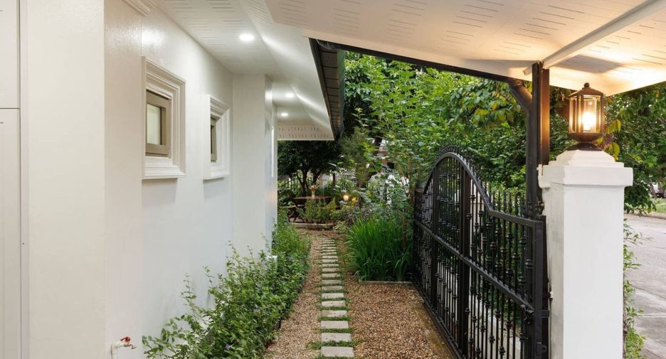For sale studio house in Mueang Chiang Mai, Chiang Mai