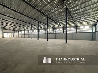 For rent warehouse in Mueang Samut Prakan, Samut Prakan