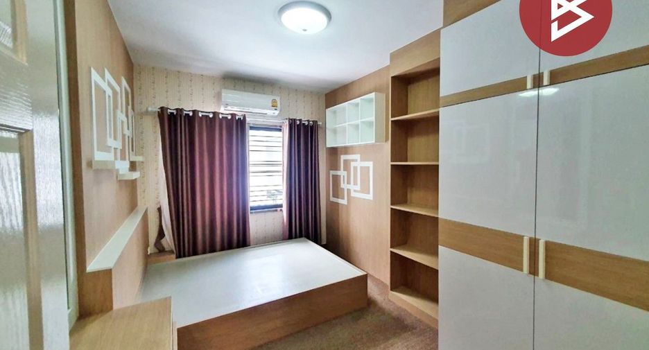 Haus zum Kauf mit 3 Zimmer in Si Racha, Chonburi