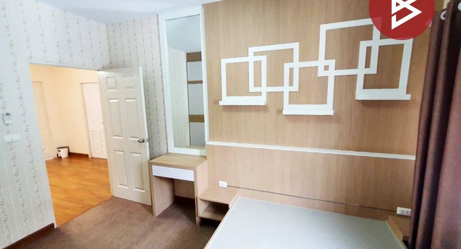 Haus zum Kauf mit 3 Zimmer in Si Racha, Chonburi