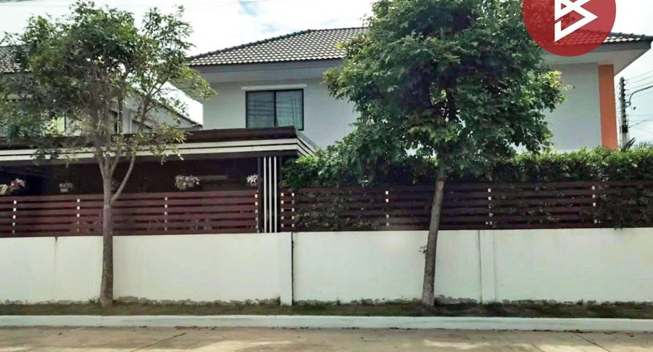 Haus zum Kauf mit 3 Zimmer in Si Racha, Chonburi
