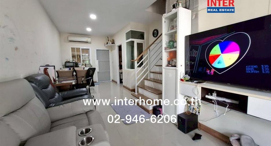 For sale 3 bedrooms townhouse in Mueang Nonthaburi, Nonthaburi