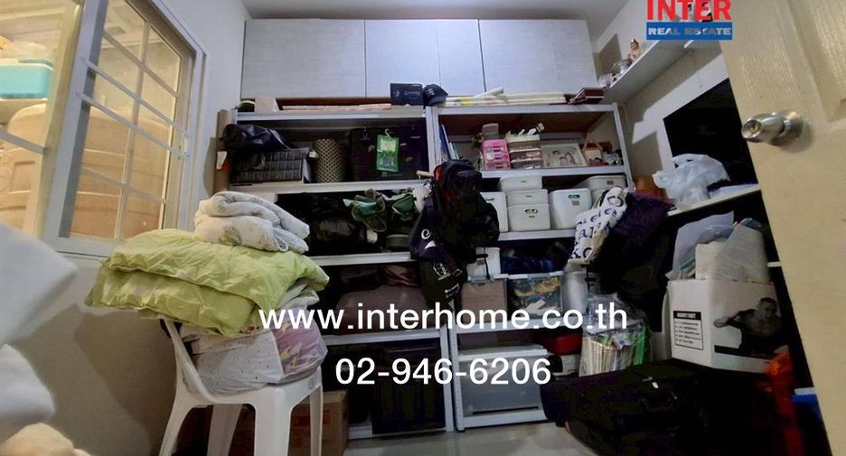 For sale 3 bedrooms townhouse in Mueang Nonthaburi, Nonthaburi