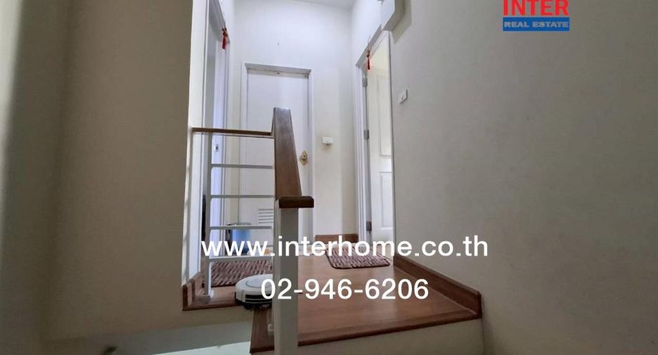 For sale 3 bedrooms townhouse in Mueang Nonthaburi, Nonthaburi