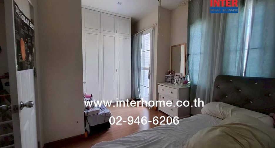 For sale 3 bedrooms townhouse in Mueang Nonthaburi, Nonthaburi