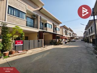 Reihenhaus zum Kauf mit 3 Zimmer in Krathum Baen, Samut Sakhon