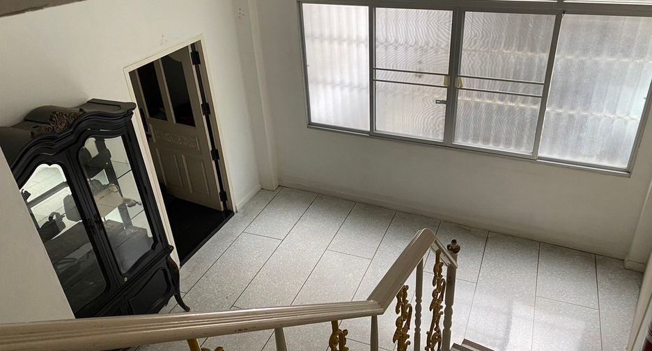 Gewerbefläche zum Kauf in Bang Rak, Bangkok