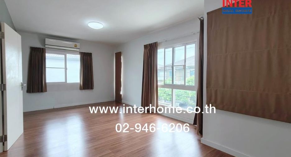 Haus zum Kauf mit 3 Zimmer in Phutthamonthon, Nakhon Pathom